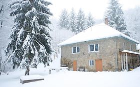Harangvirag 36 Apartman